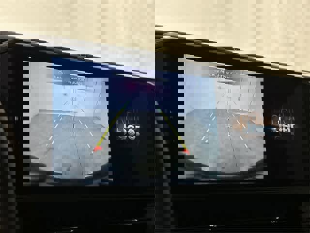 Used 2024 Jeep Wrangler Sahara image 23