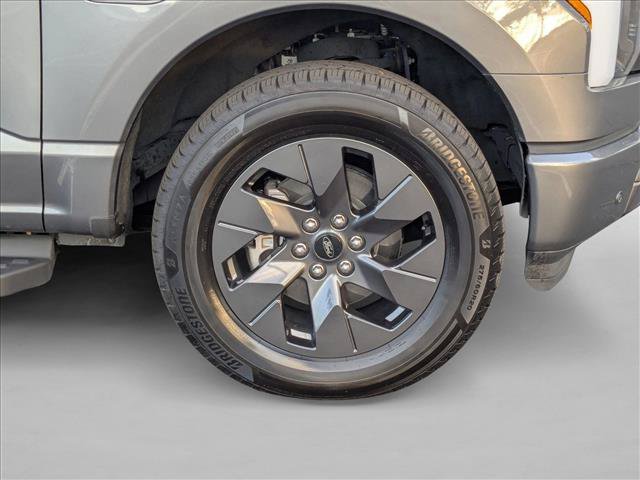 Used 2023 Ford F150 Lightning Lariat AWD/4WD image 22
