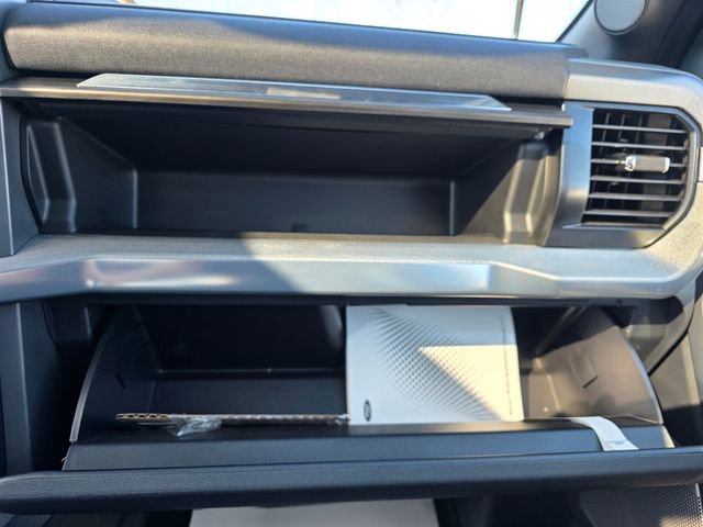 Used 2025 Ford F150 Lariat w/ Equipment Group 502A High image 43