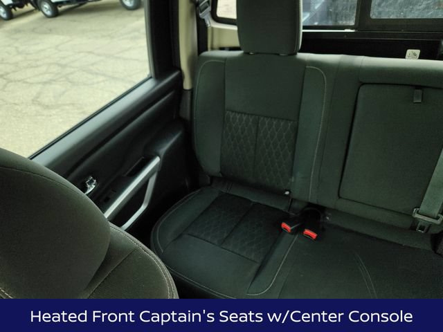 Used 2019 Nissan Titan SV w/ SV Convenience Package AWD/4WD image 16