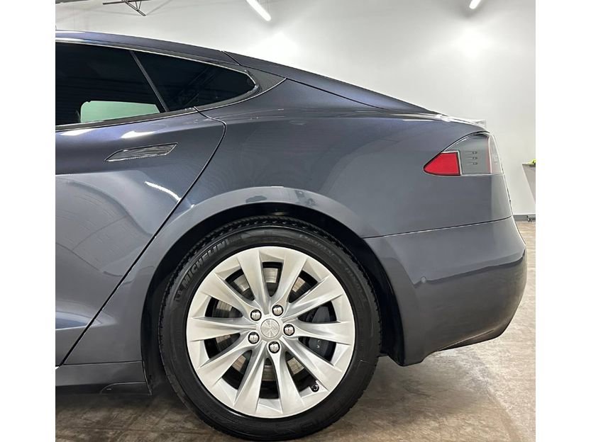 Used 2018 Tesla Model S 100D image 10