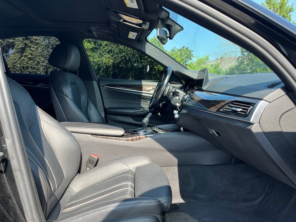 Used 2018 BMW 540i xDrive AWD/4WD image 28