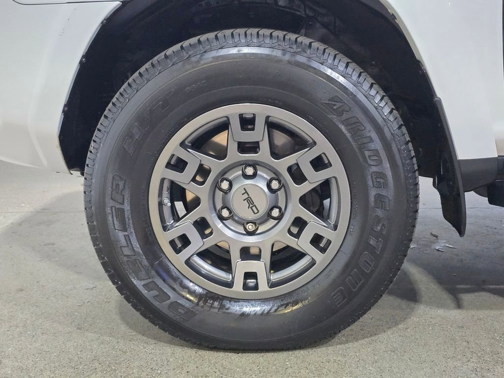 Used 2020 Toyota 4Runner Venture image 8