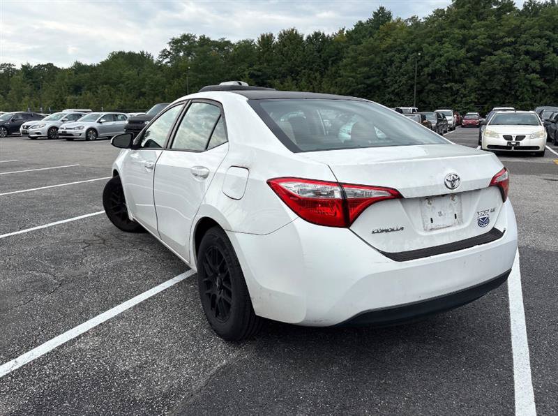 Used 2015 Toyota Corolla LE FWD image 6
