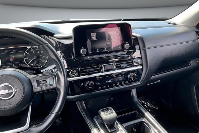 Certified 2024 Nissan Pathfinder SV FWD image 9