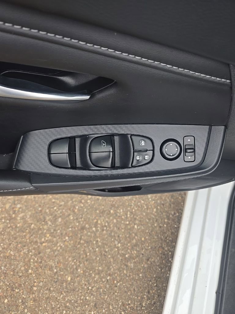 Used 2024 Nissan Sentra SV image 11