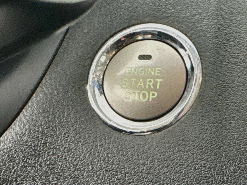 Used 2010 Lexus ES 350 w/ Preferred Accessory Package FWD image 21