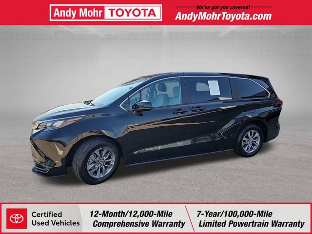 Certified 2024 Toyota Sienna LE FWD image 4