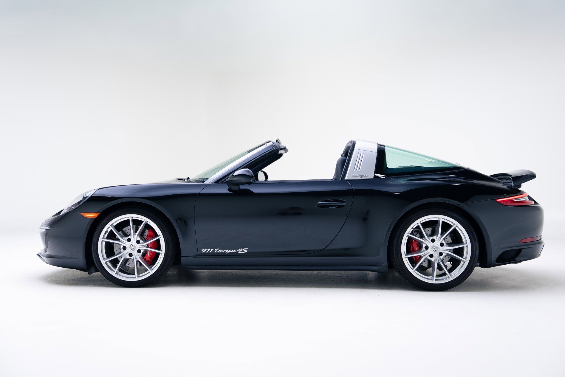 Used 2018 Porsche 911 Targa 4S image 13