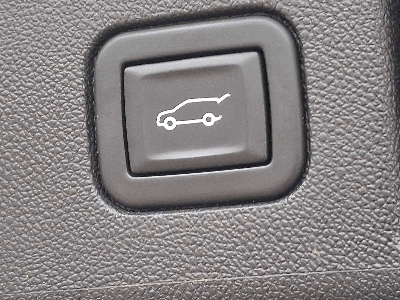 Used 2023 Chevrolet Equinox RS image 28