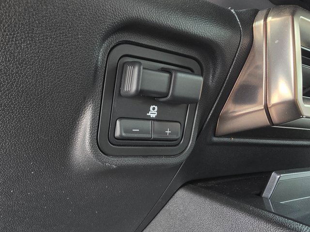 Used 2025 GMC Hummer EV 2X image 38