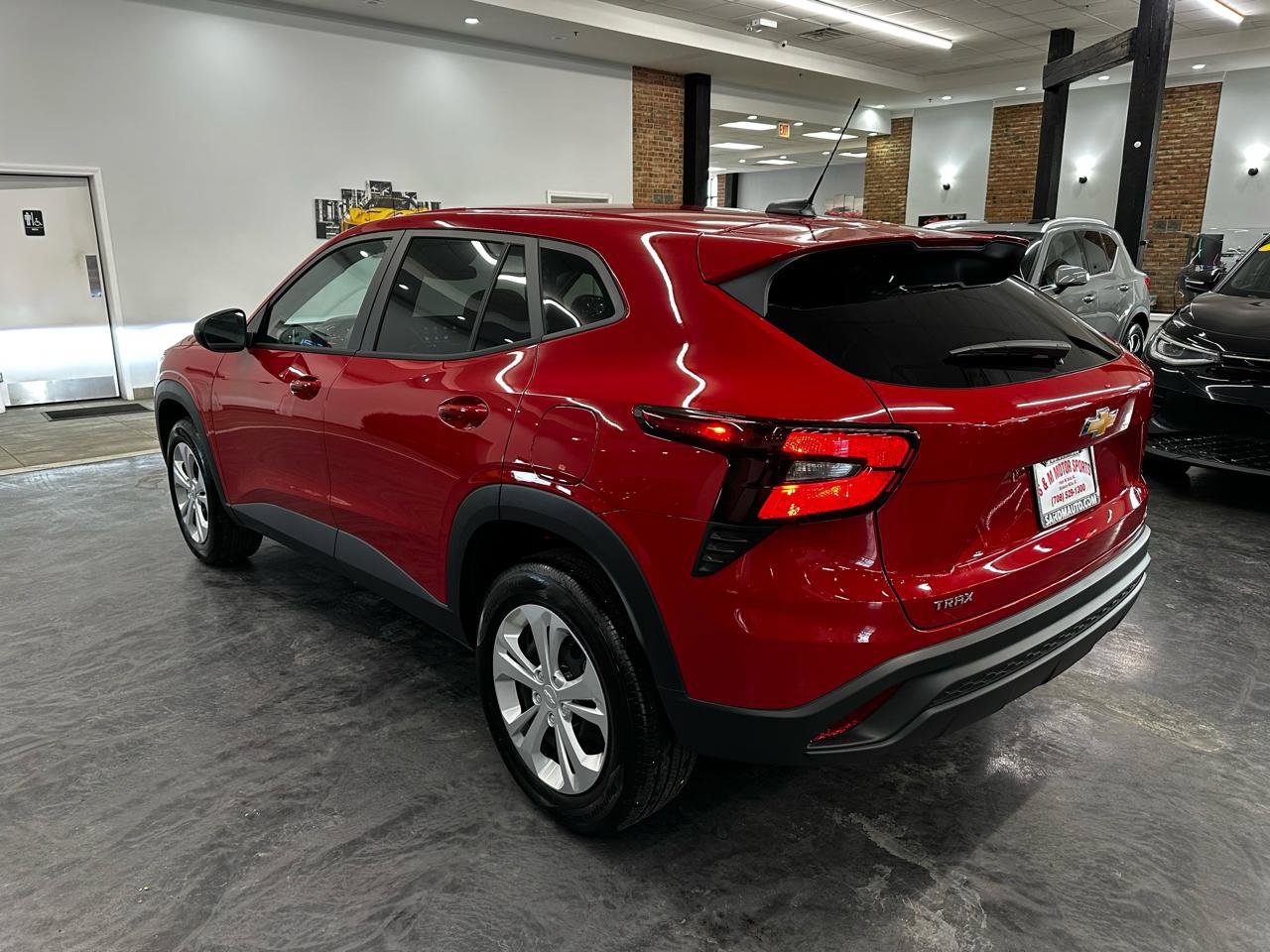 Used 2026 Chevrolet Trax LS image 7