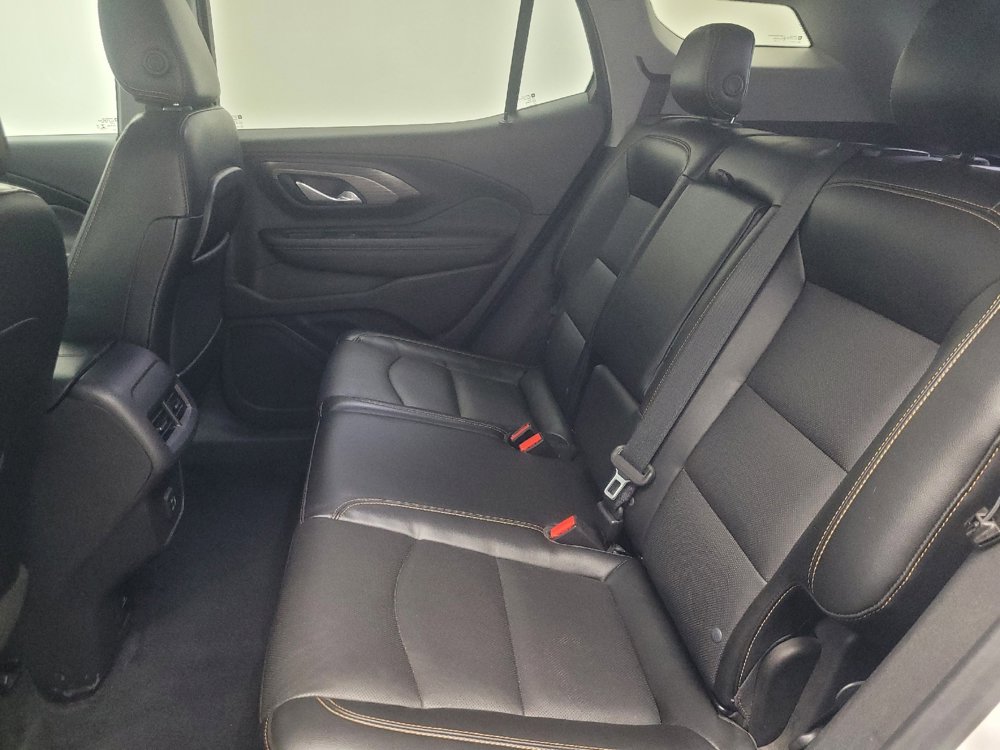 Used 2019 GMC Terrain SLT w/ Preferred Package image 18