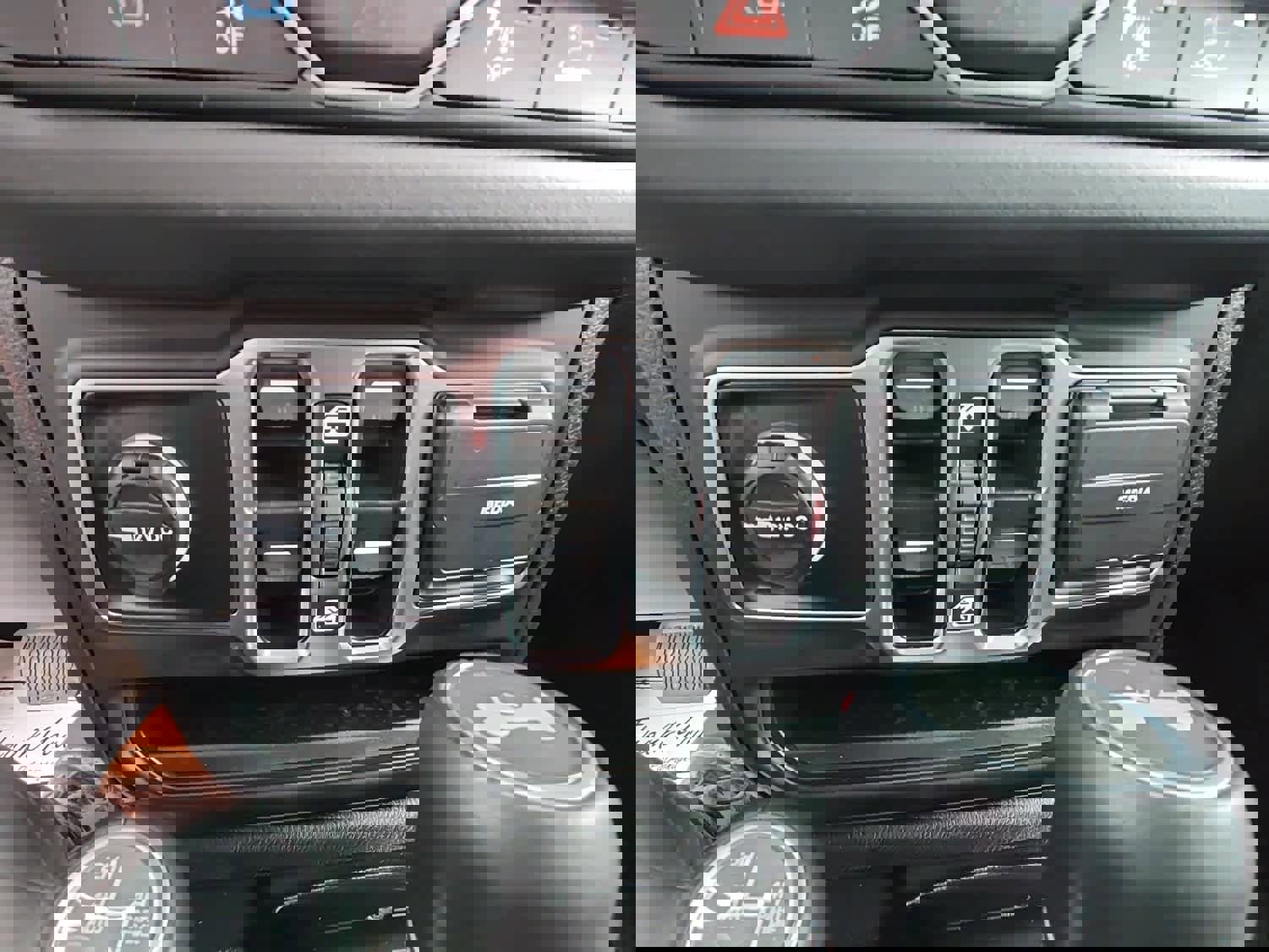 Used 2024 Jeep Wrangler Sahara w/ Technology Group image 35