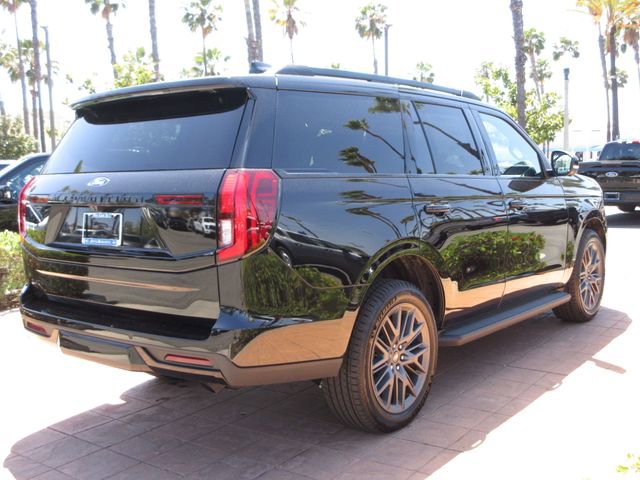 New 2026 Ford Expedition Platinum w/ Stealth Appearance Package AWD/4WD image 4