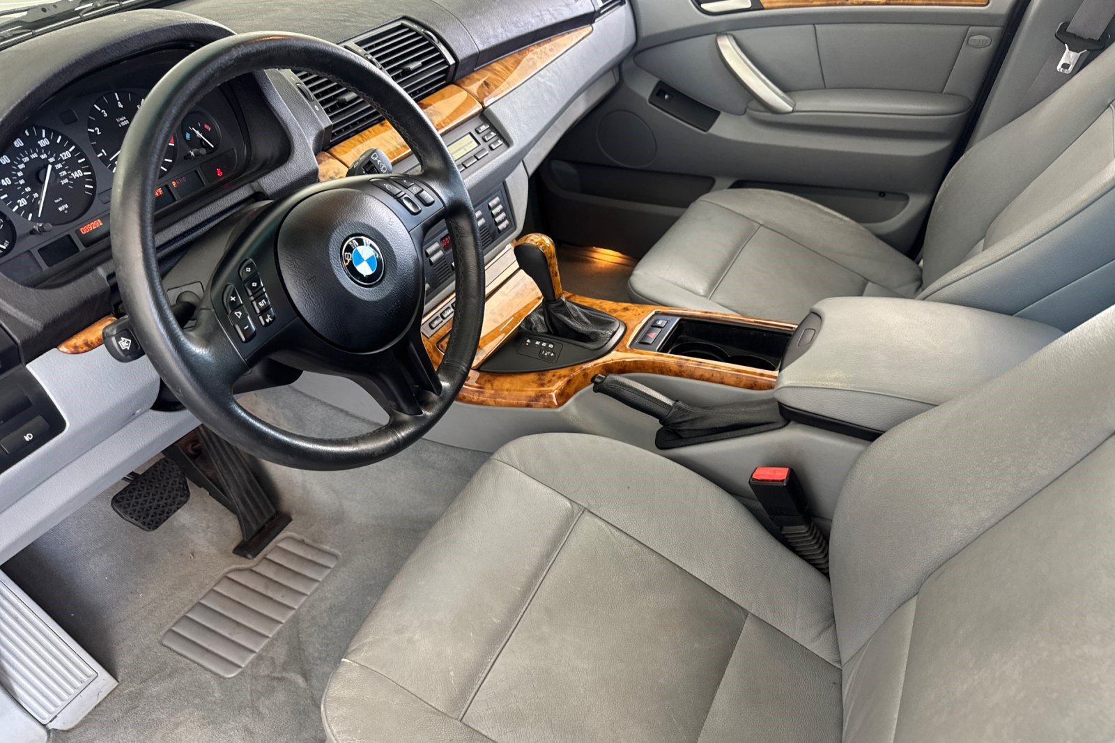 Used 2003 BMW X5 3.0i AWD/4WD image 4