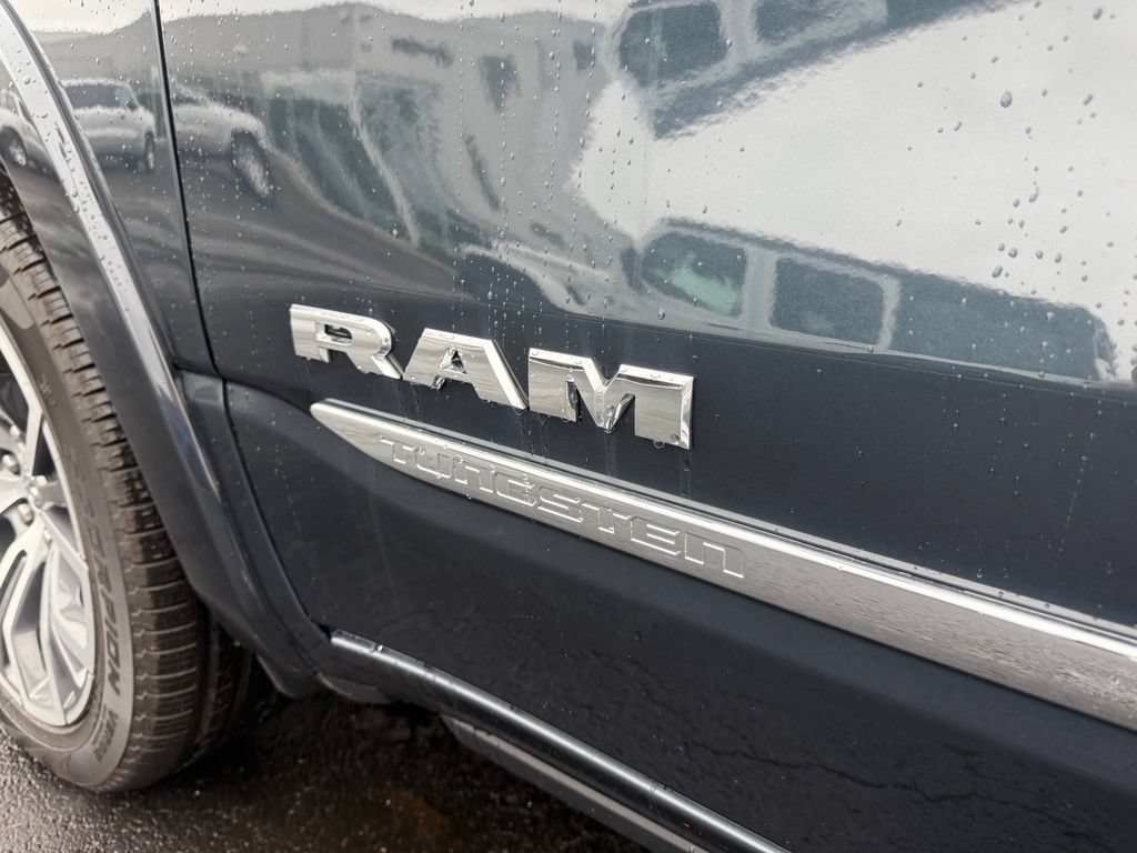 New 2026 RAM 1500 Tungsten AWD/4WD image 12