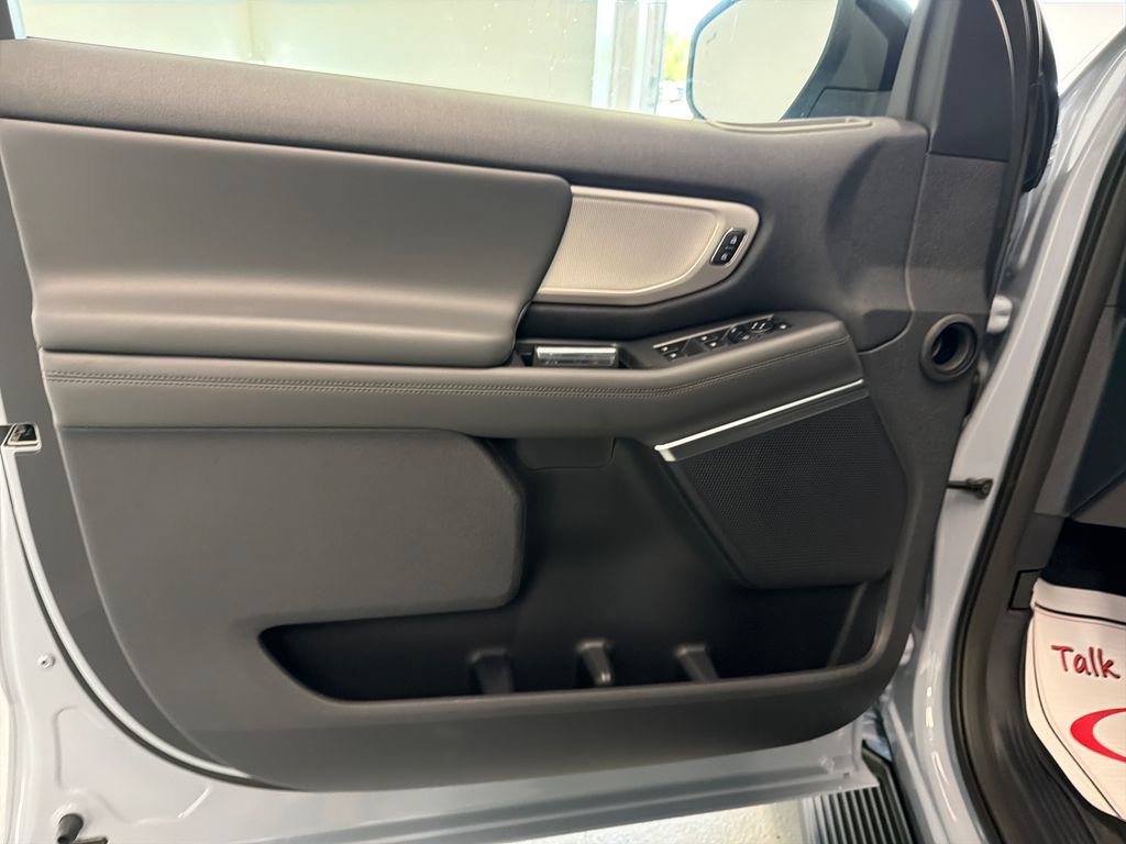 New 2027 Ford Expedition Active RWD image 14