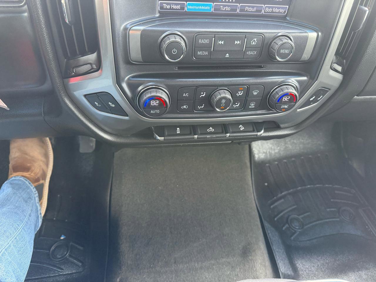 Used 2016 Chevrolet Silverado 3500 LT w/ LT Convenience Package image 22