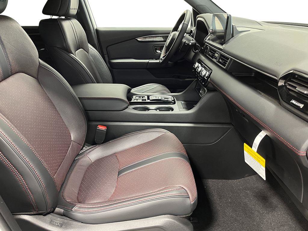 New 2025 Honda Pilot Black Edition image 29