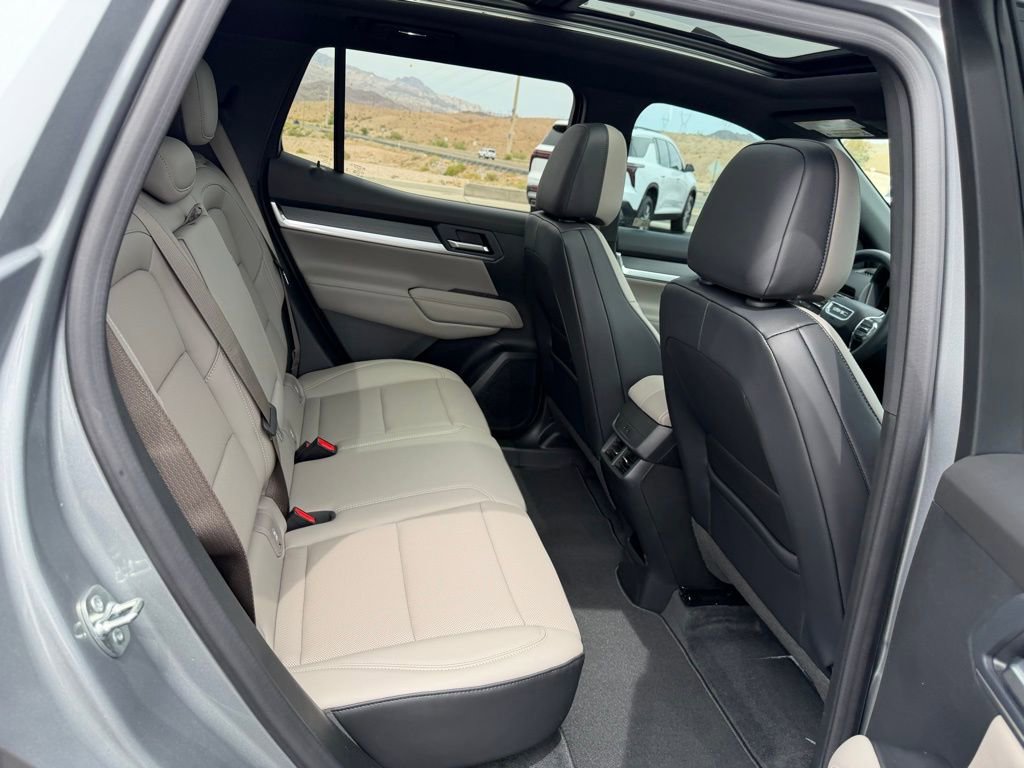 New 2026 GMC Terrain Elevation w/ Elevation Premium Package FWD image 16