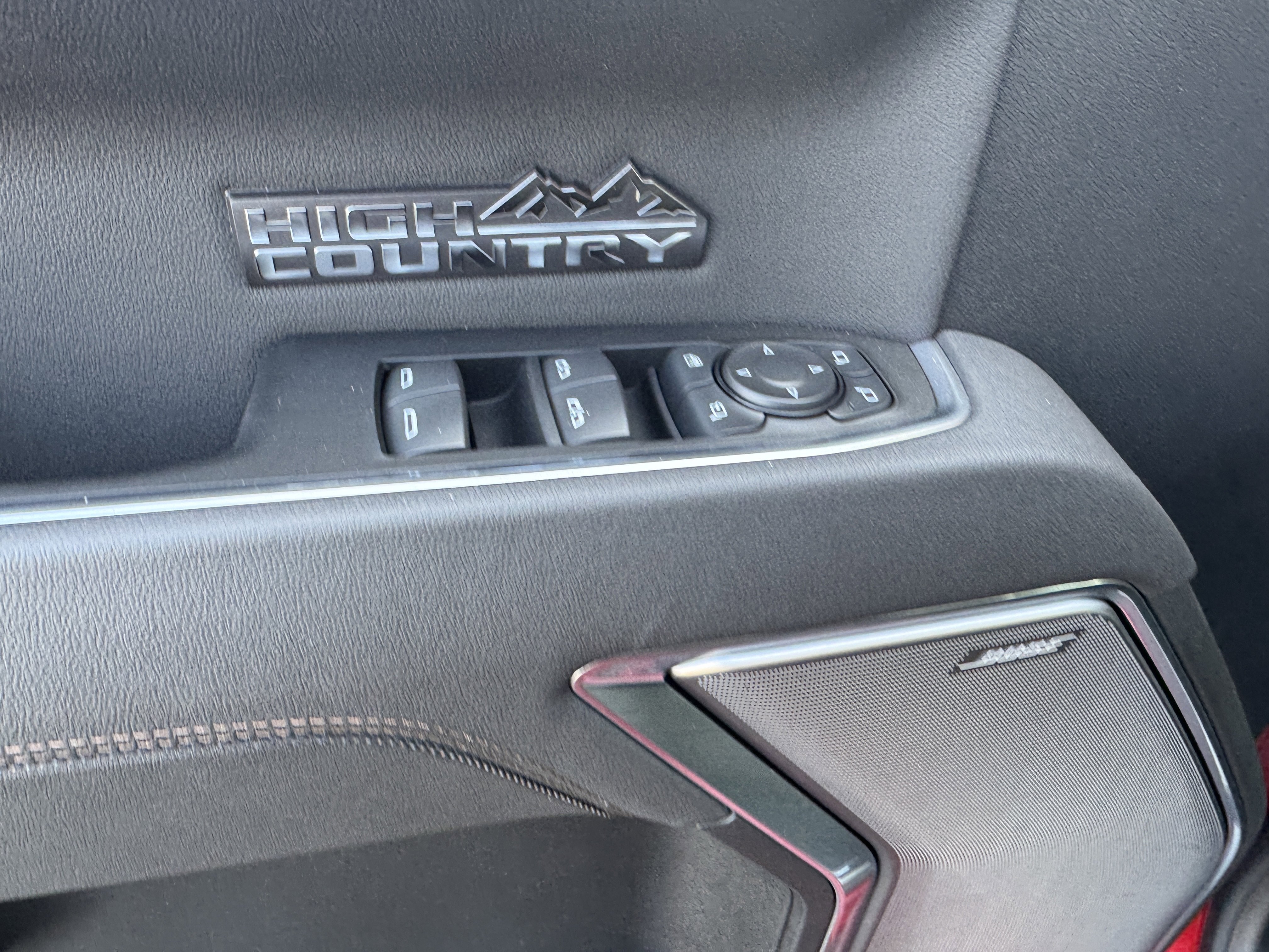 New 2026 Chevrolet Silverado 1500 High Country w/ Technology Package AWD/4WD image 12