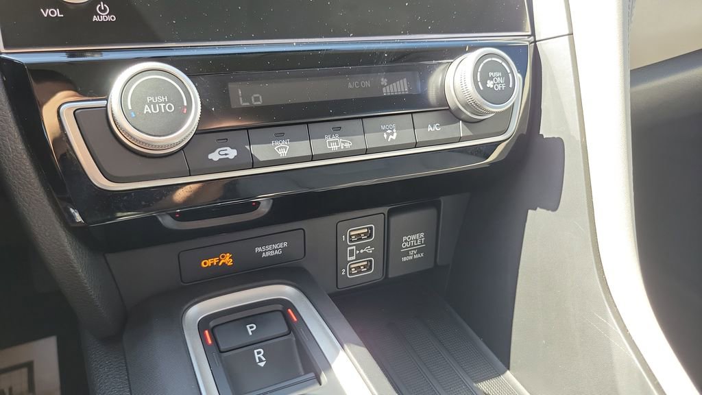 Used 2019 Honda Insight EX image 18