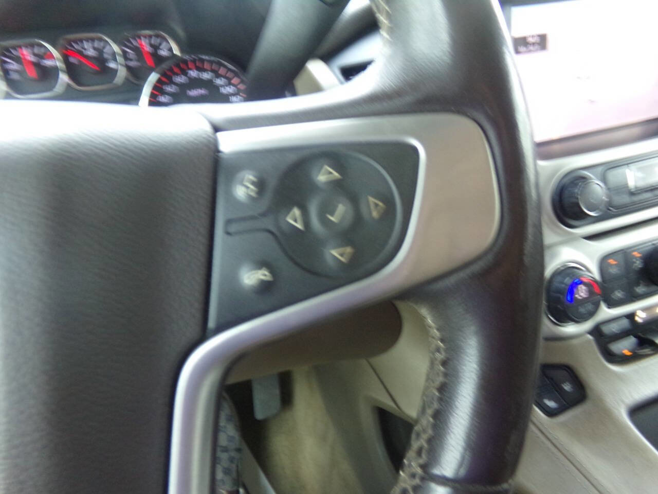 Used 2015 GMC Yukon XL SLT w/ Open Road Package image 63