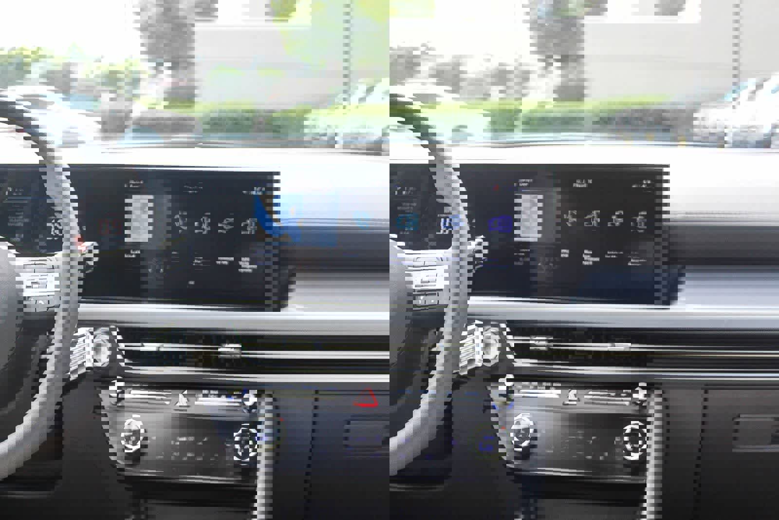 Certified 2025 Hyundai Sonata SEL image 17