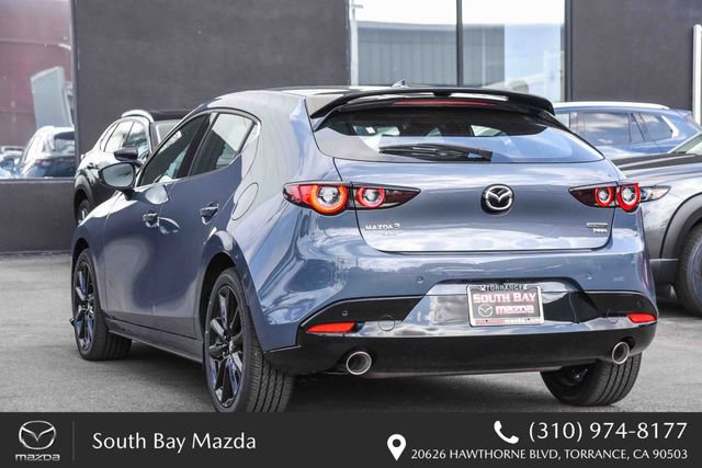 New 2026 MAZDA MAZDA3 Hatchback w/Premium Plus Pkg image 6