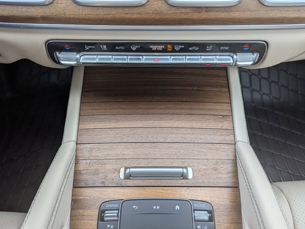 Used 2024 Mercedes-Benz GLE 450 4MATIC image 27