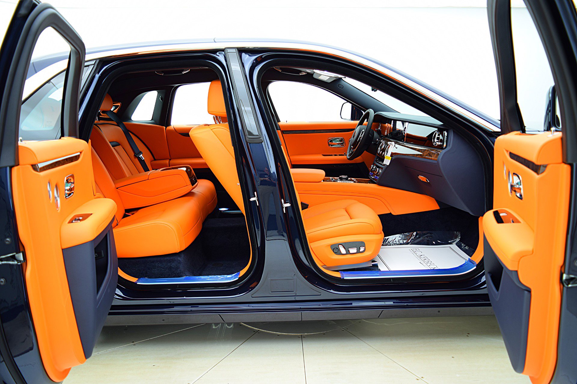 Used 2023 Rolls-Royce Ghost image 33