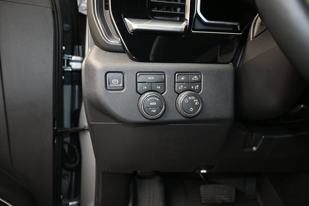 New 2026 Chevrolet Silverado 1500 LT w/ All Star Edition Plus AWD/4WD image 12
