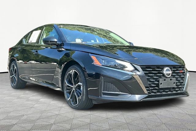 Used 2024 Nissan Altima 2.5 SR w/ SR Premium Package