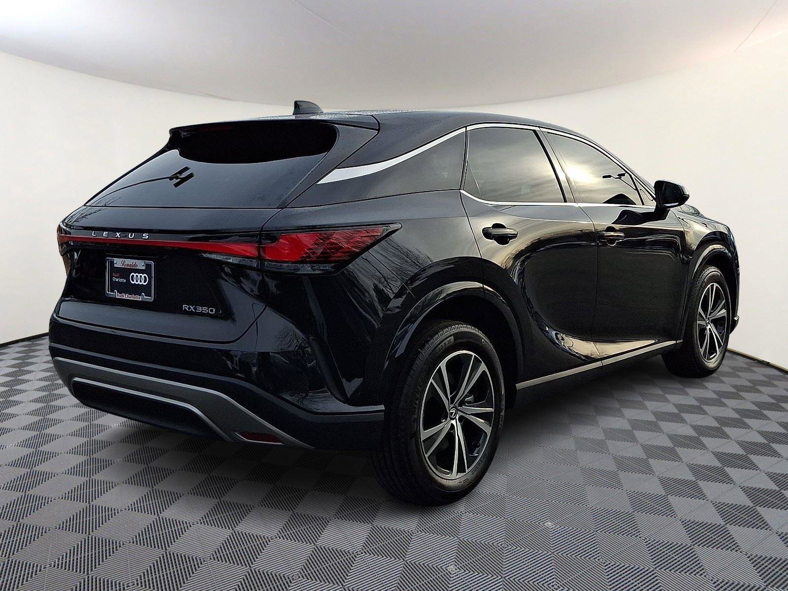 Used 2024 Lexus RX 350 FWD w/ Technology Package image 6