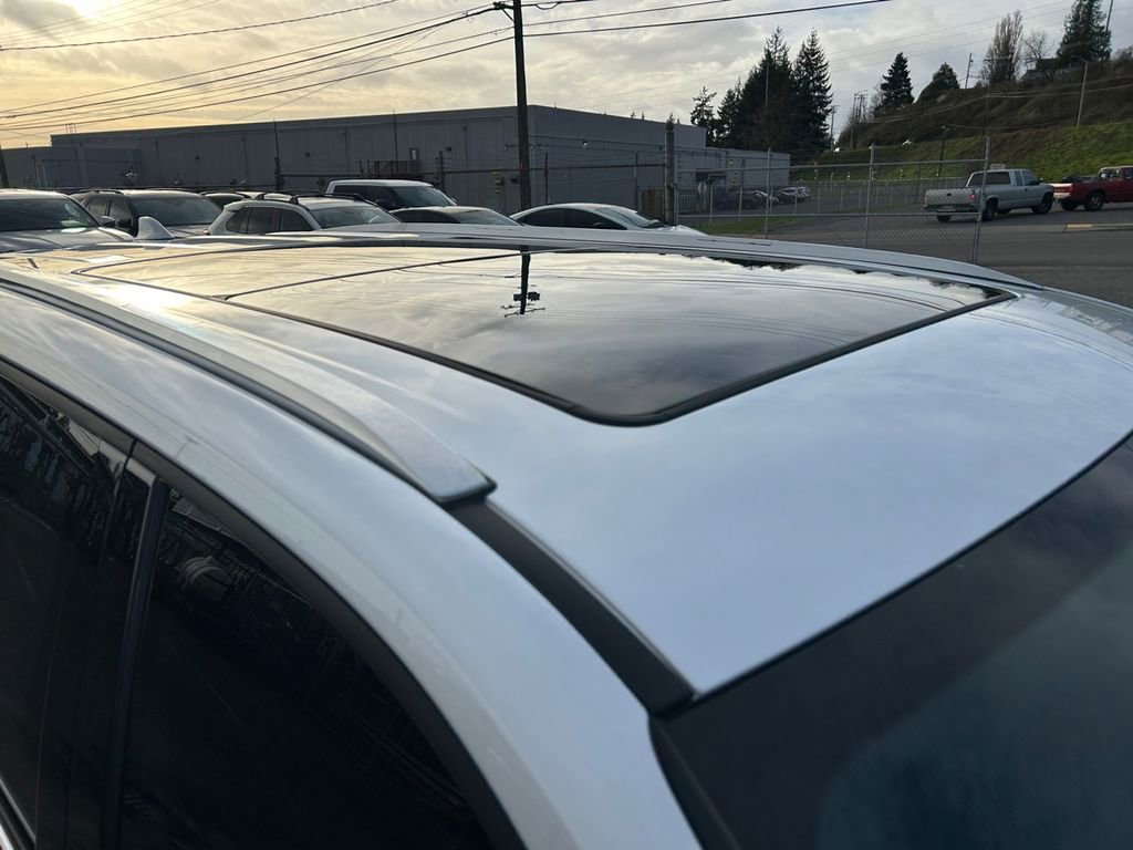 Used 2024 Toyota Grand Highlander AWD Hybrid image 29