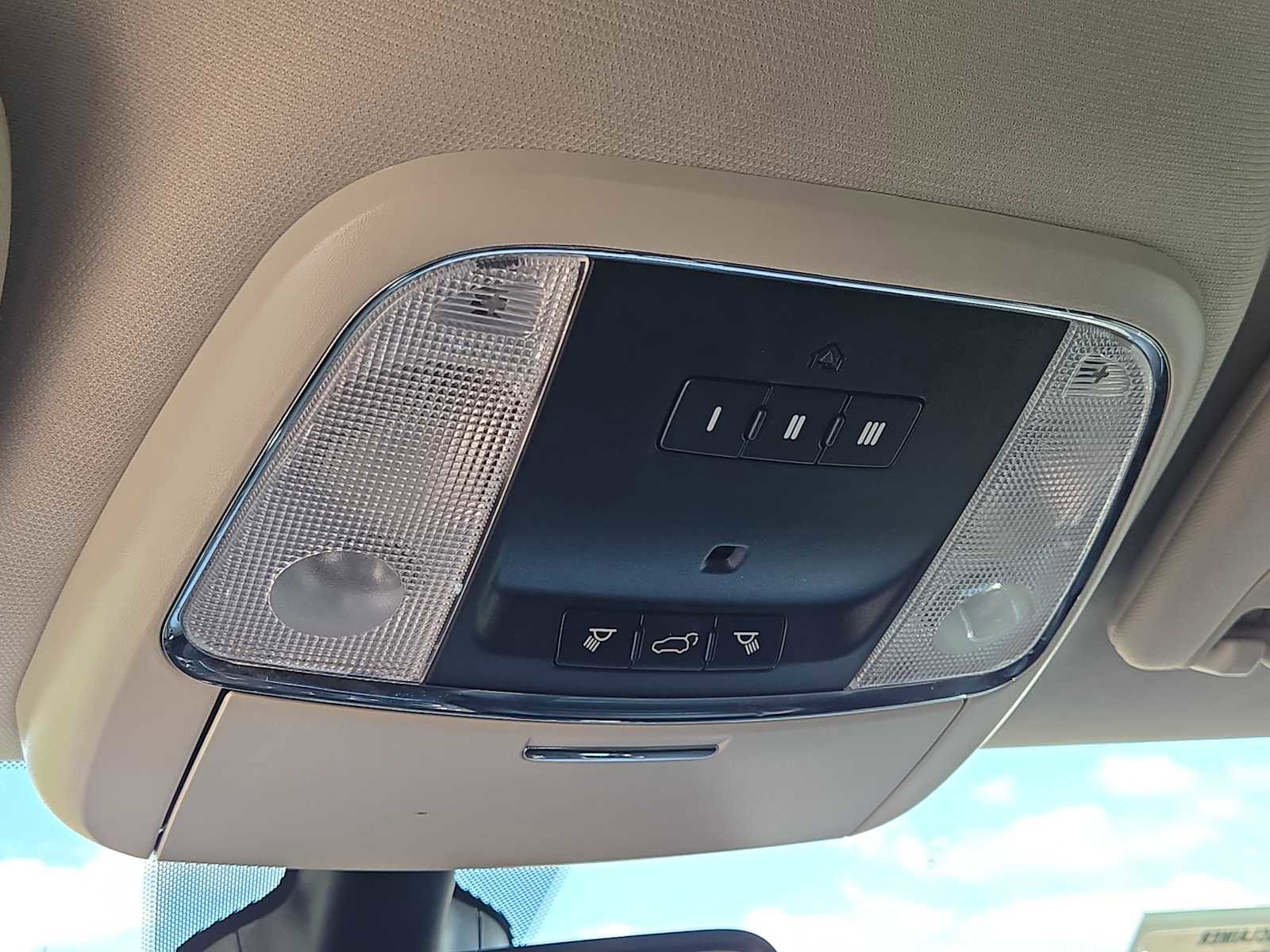 Used 2017 Dodge Durango GT w/ Nav & Power Liftgate Group image 31