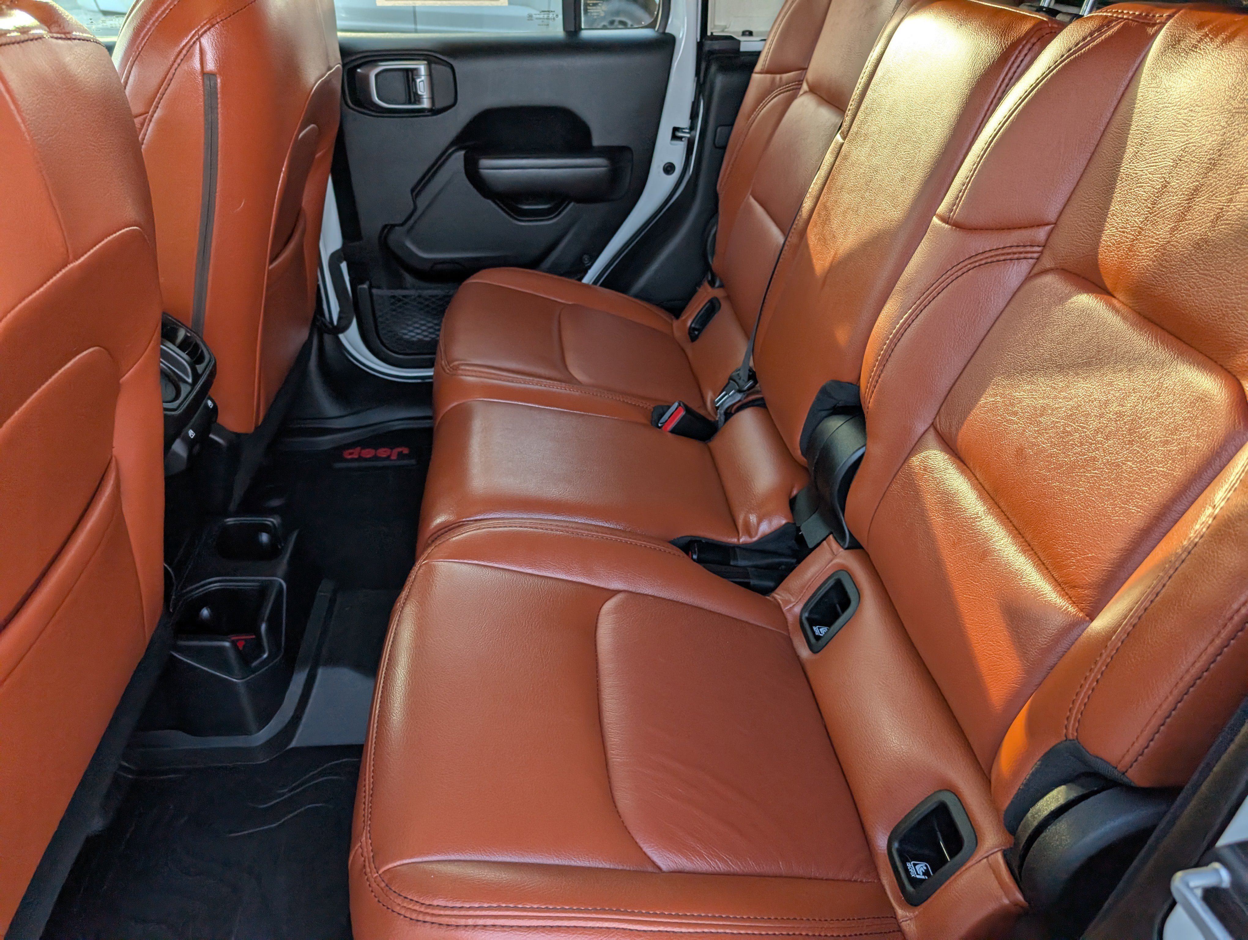 Used 2020 Jeep Gladiator Sport w/ Quick Order Package 24S image 11