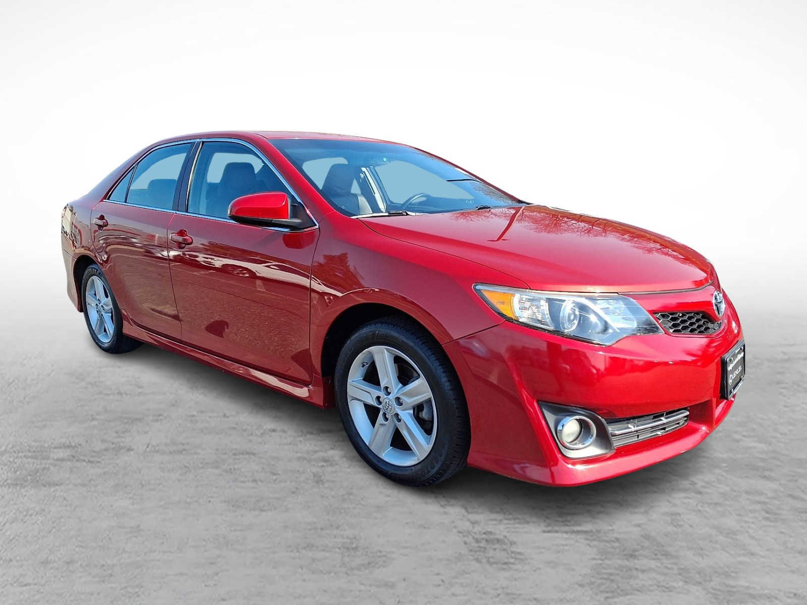 Used 2012 Toyota Camry SE image 3