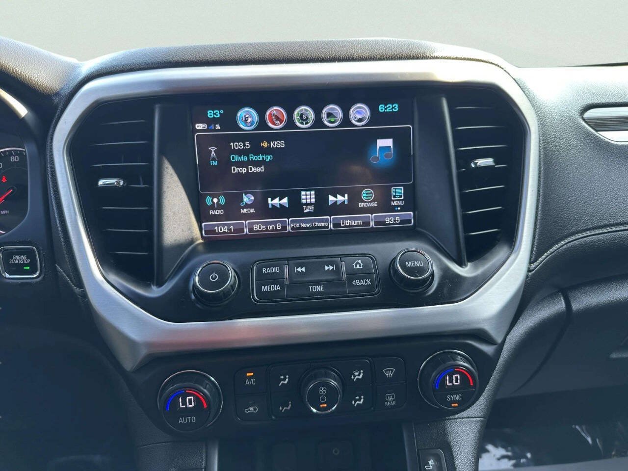 Used 2019 GMC Acadia SLT FWD image 34