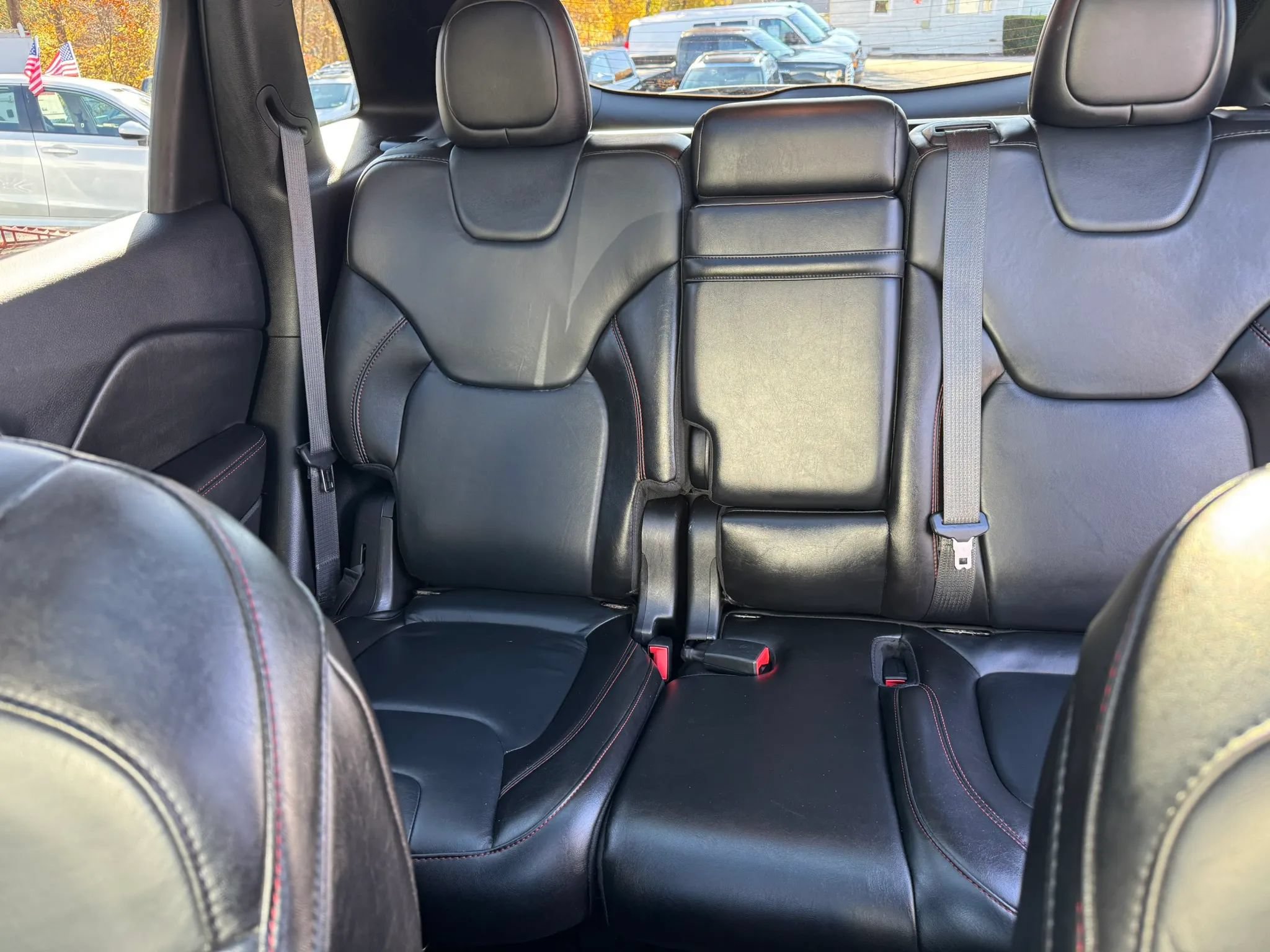 Used 2015 Jeep Cherokee Trailhawk w/ Comfort/Convenience Group AWD/4WD image 27