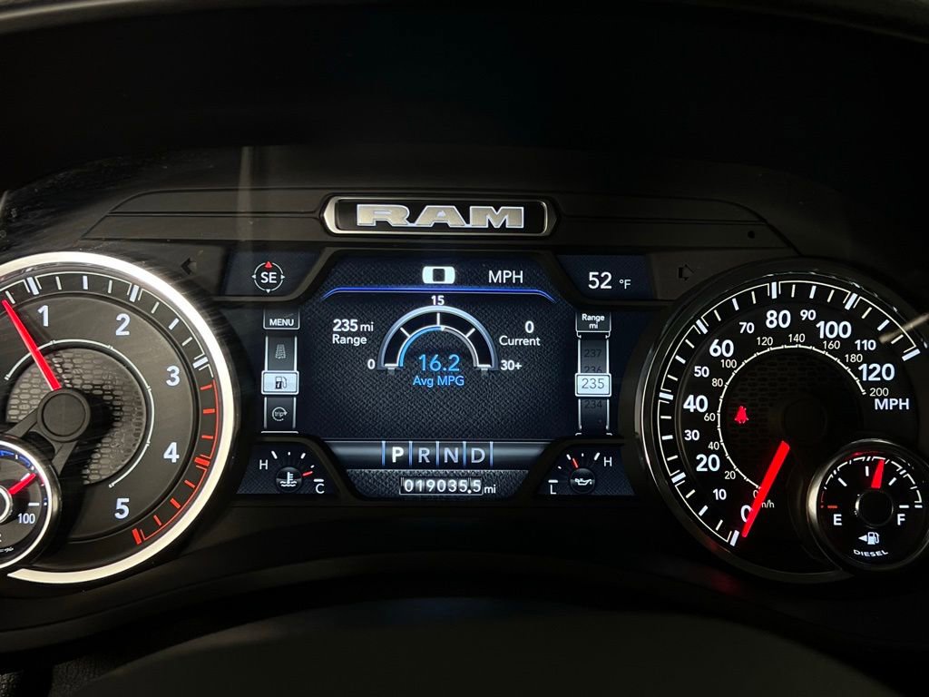 Used 2024 RAM 2500 Laramie image 15