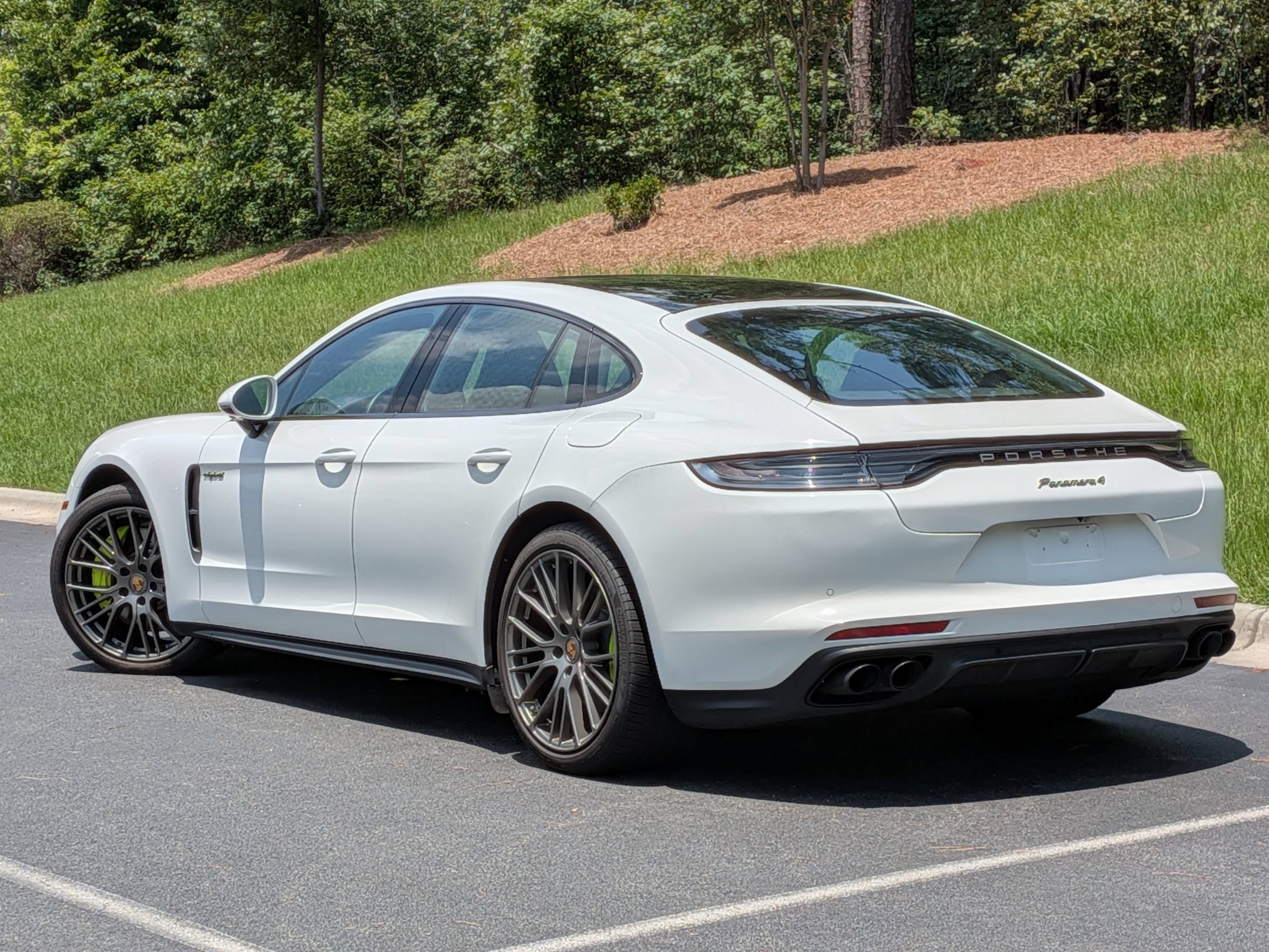 Certified 2023 Porsche Panamera 4 Platinum Edition w/ Assistance Package AWD/4WD image 3