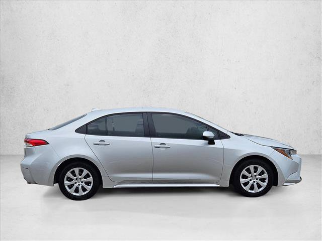 Used 2024 Toyota Corolla LE FWD image 4