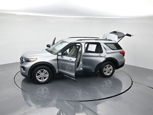 Used 2022 Ford Explorer XLT image 47