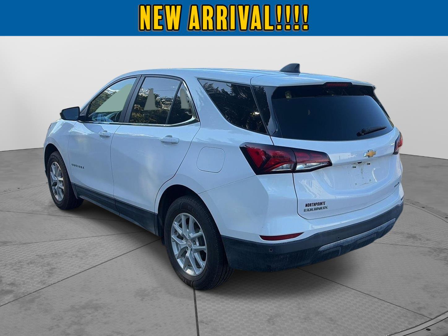 Used 2022 Chevrolet Equinox LT AWD/4WD image 6