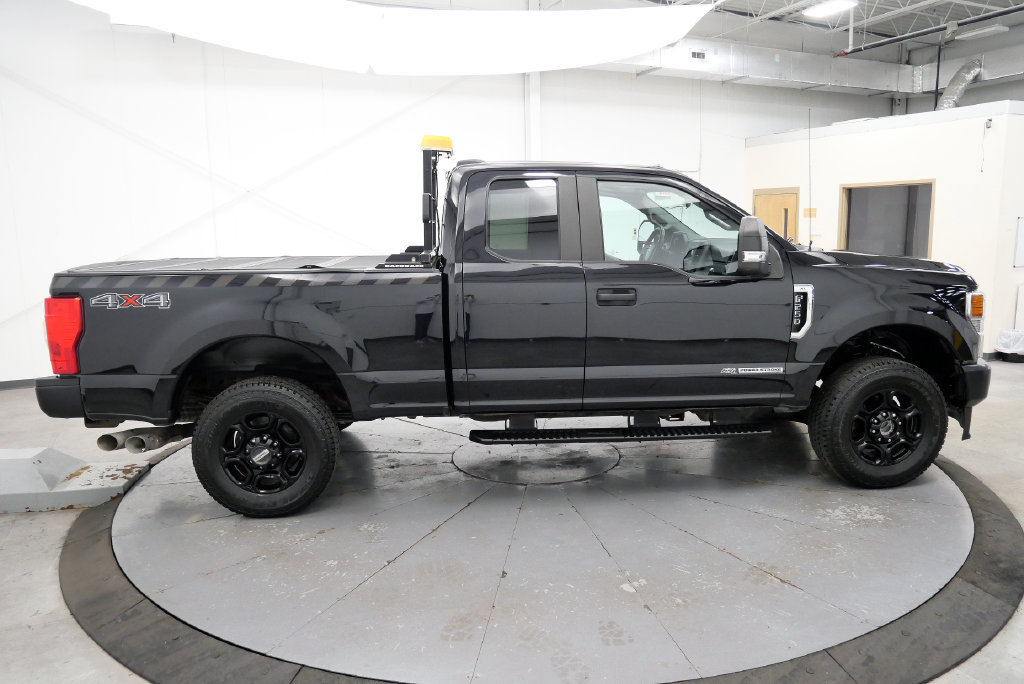 Used 2020 Ford F250 XL w/ Power Equipment Group AWD/4WD image 9