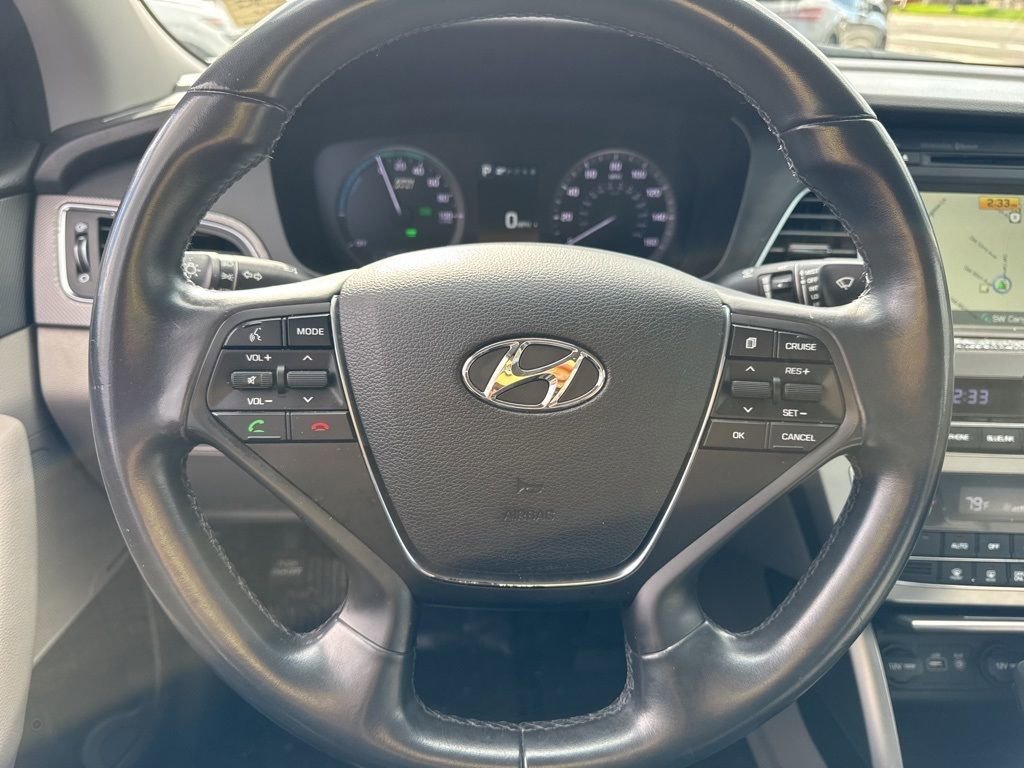 Used 2016 Hyundai Sonata Plug-In Hybrid image 19