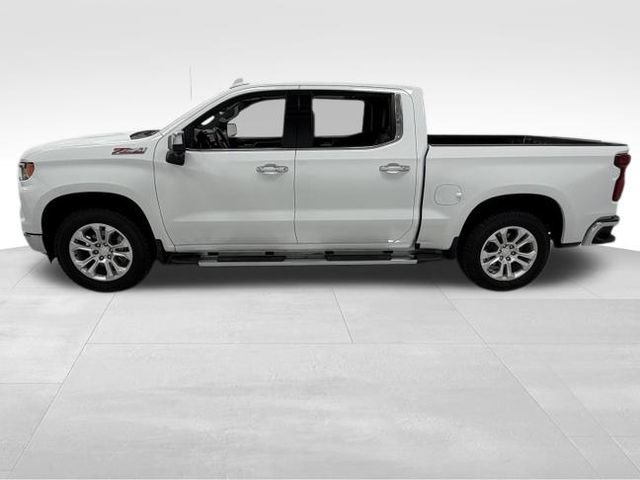 Certified 2023 Chevrolet Silverado 1500 LTZ w/ LTZ Premium Package AWD/4WD image 3