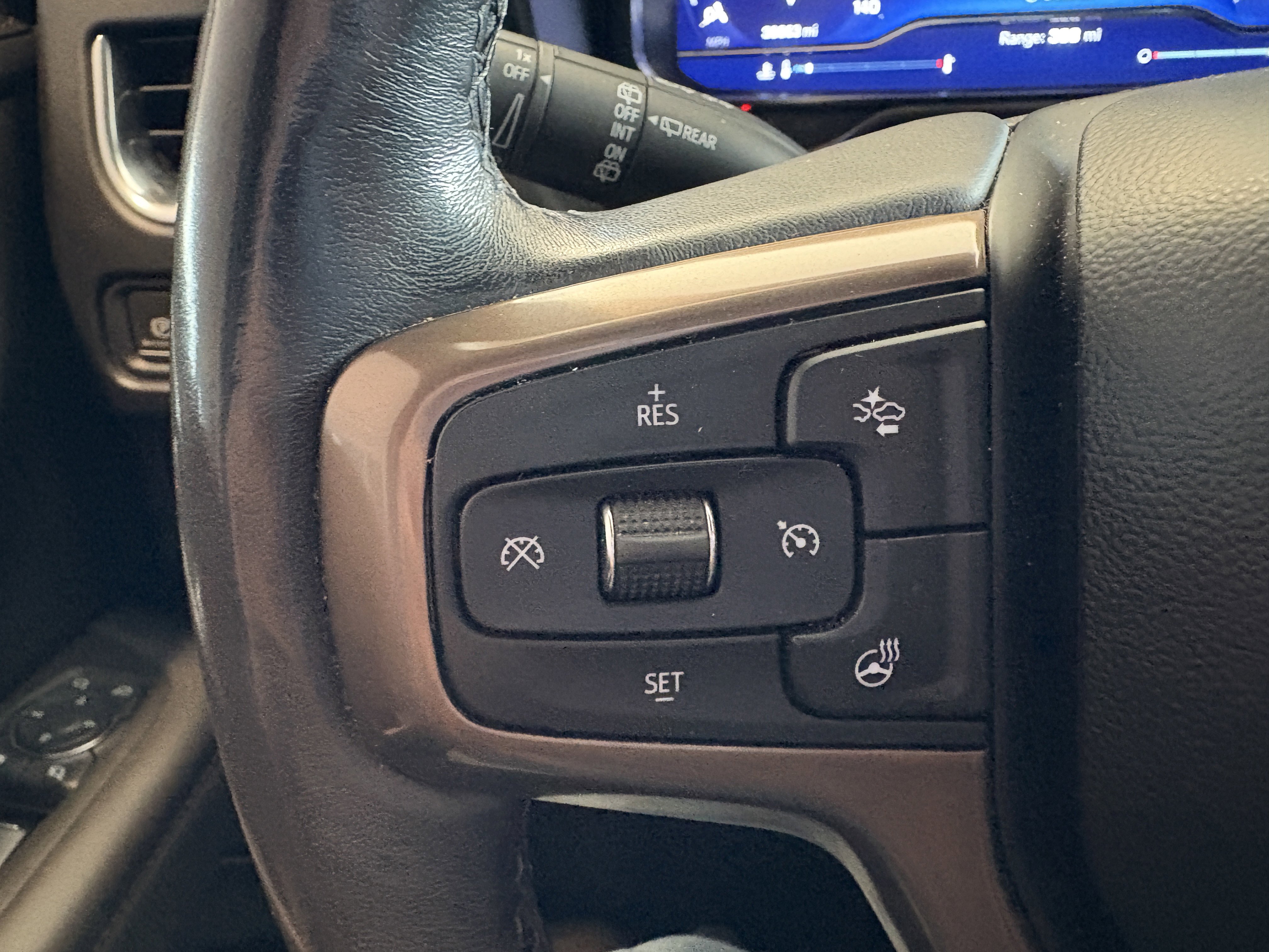 Used 2022 Chevrolet Tahoe High Country image 13